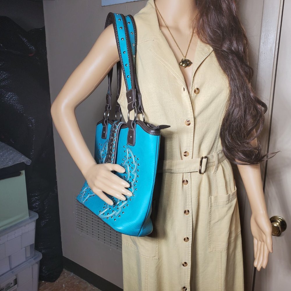 Conceal Carry Handbag-Western Style, Rinestone, Crystal, Embroidery Accents - Picture 7 of 13